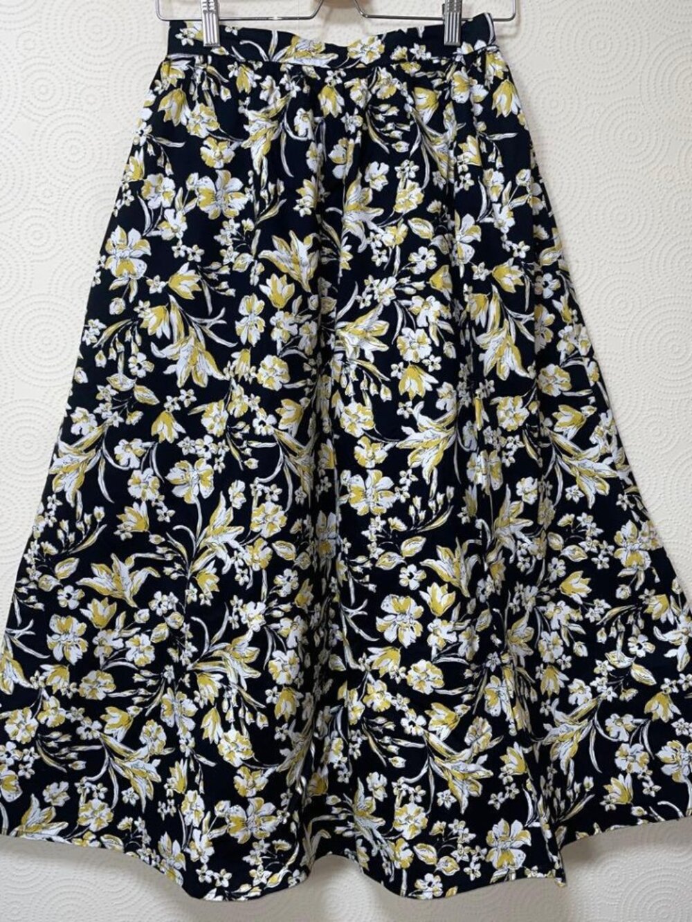 Beaunie Flare Long Skirt Floral Black Elastic Waist